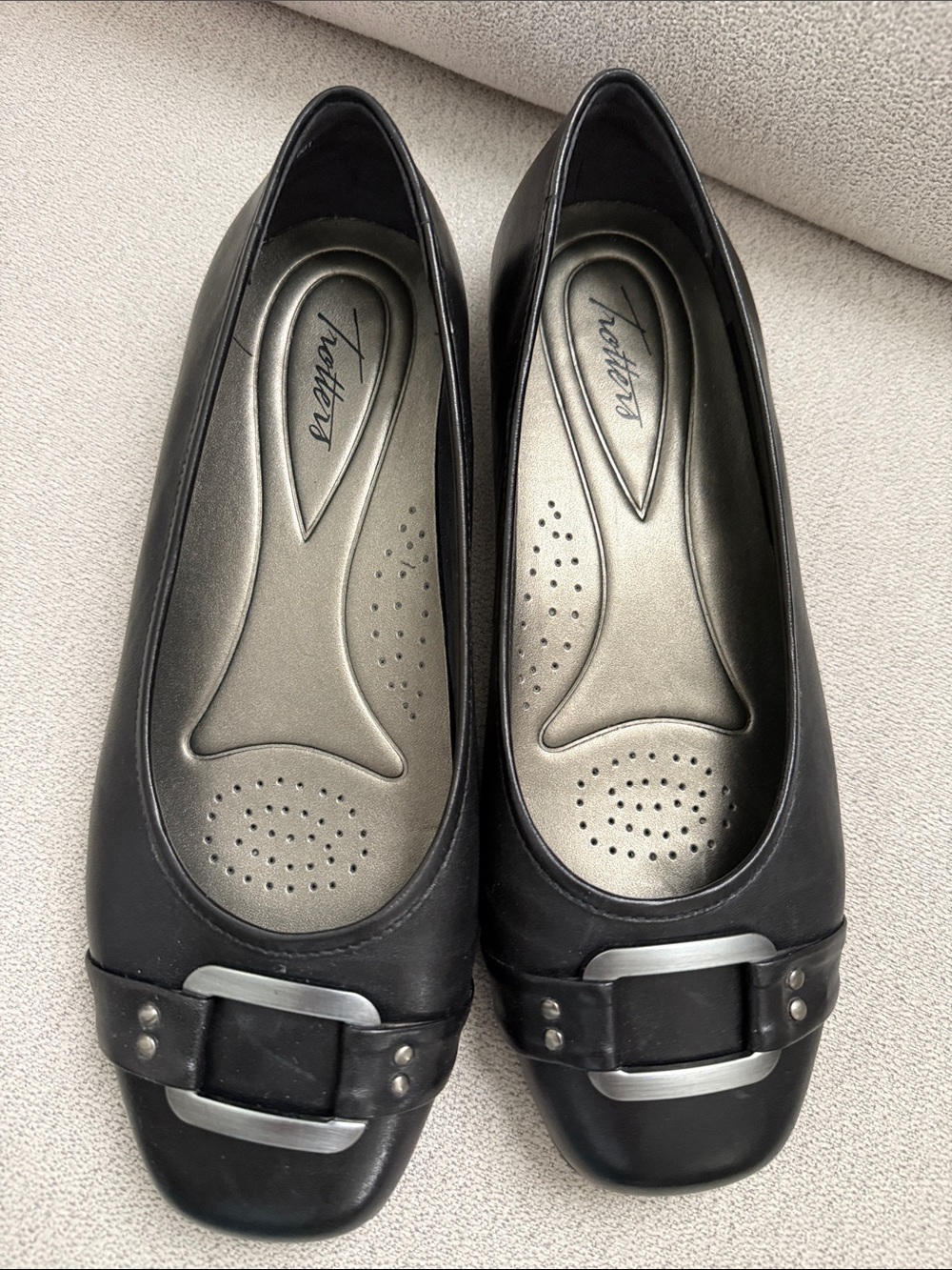 Trotters Black Leather Flats with Silver Buckle